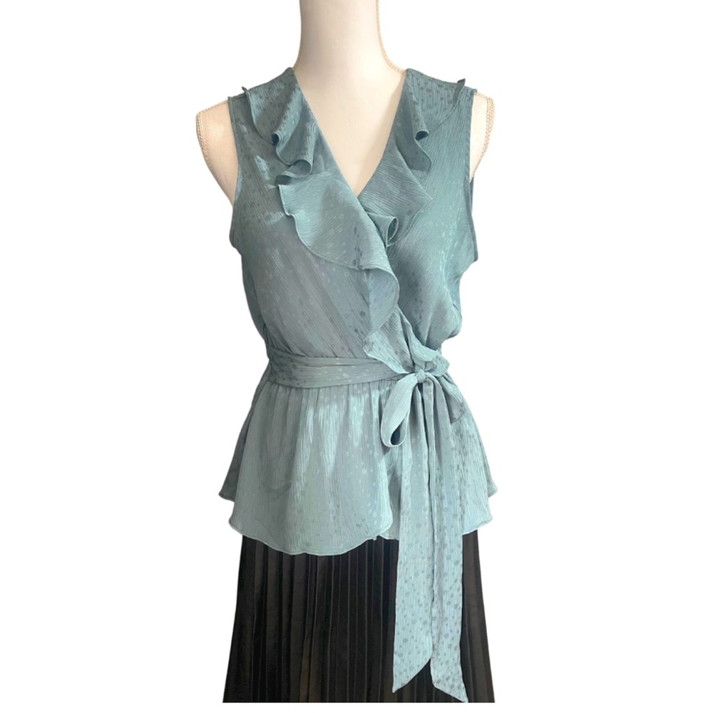 Max Studio Wrap Tie Top Medium New